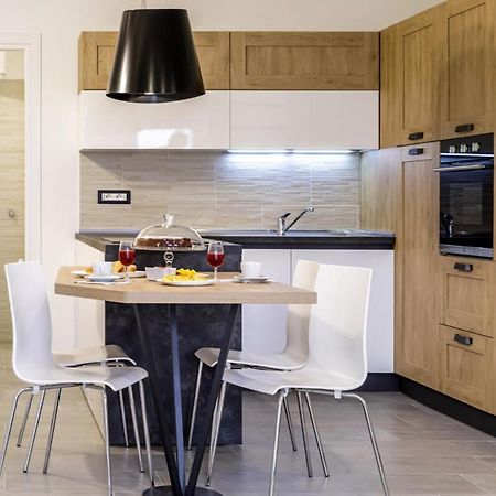 Bandiera 68 Apartment Cagliari Eksteriør billede