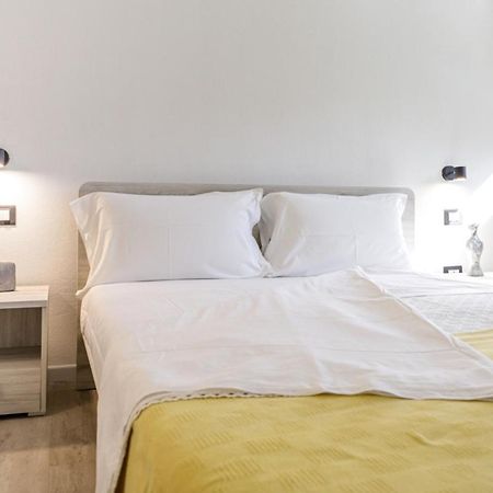 Bandiera 68 Apartment Cagliari Eksteriør billede