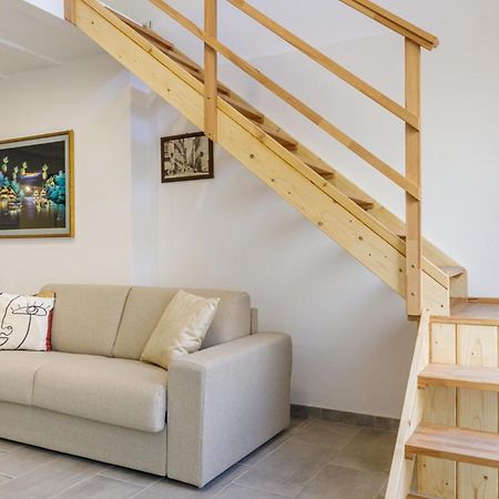 Bandiera 68 Apartment Cagliari Eksteriør billede