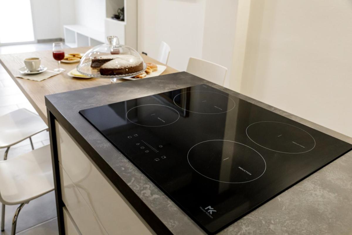 Bandiera 68 Apartment Cagliari Eksteriør billede