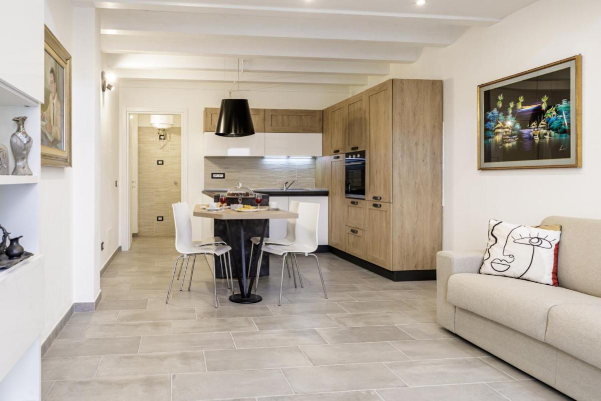 Bandiera 68 Apartment Cagliari Eksteriør billede