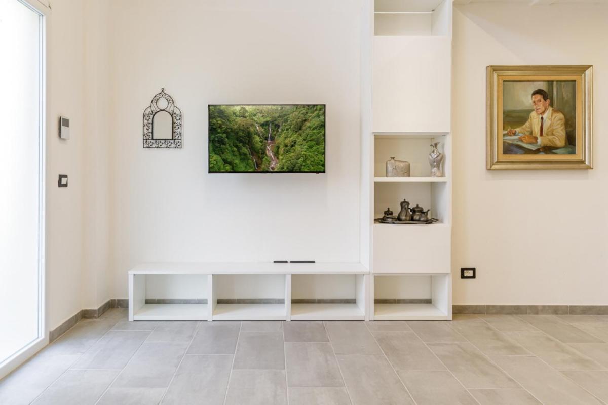 Bandiera 68 Apartment Cagliari Eksteriør billede